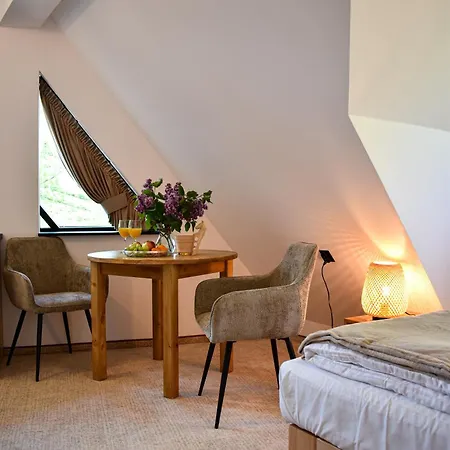 Czerwona Lawka Apartment