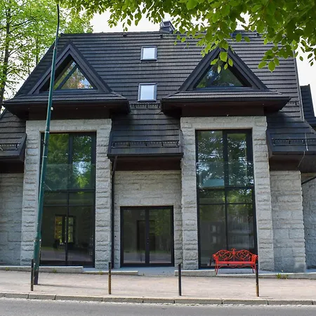 Czerwona Lawka Daire Zakopane